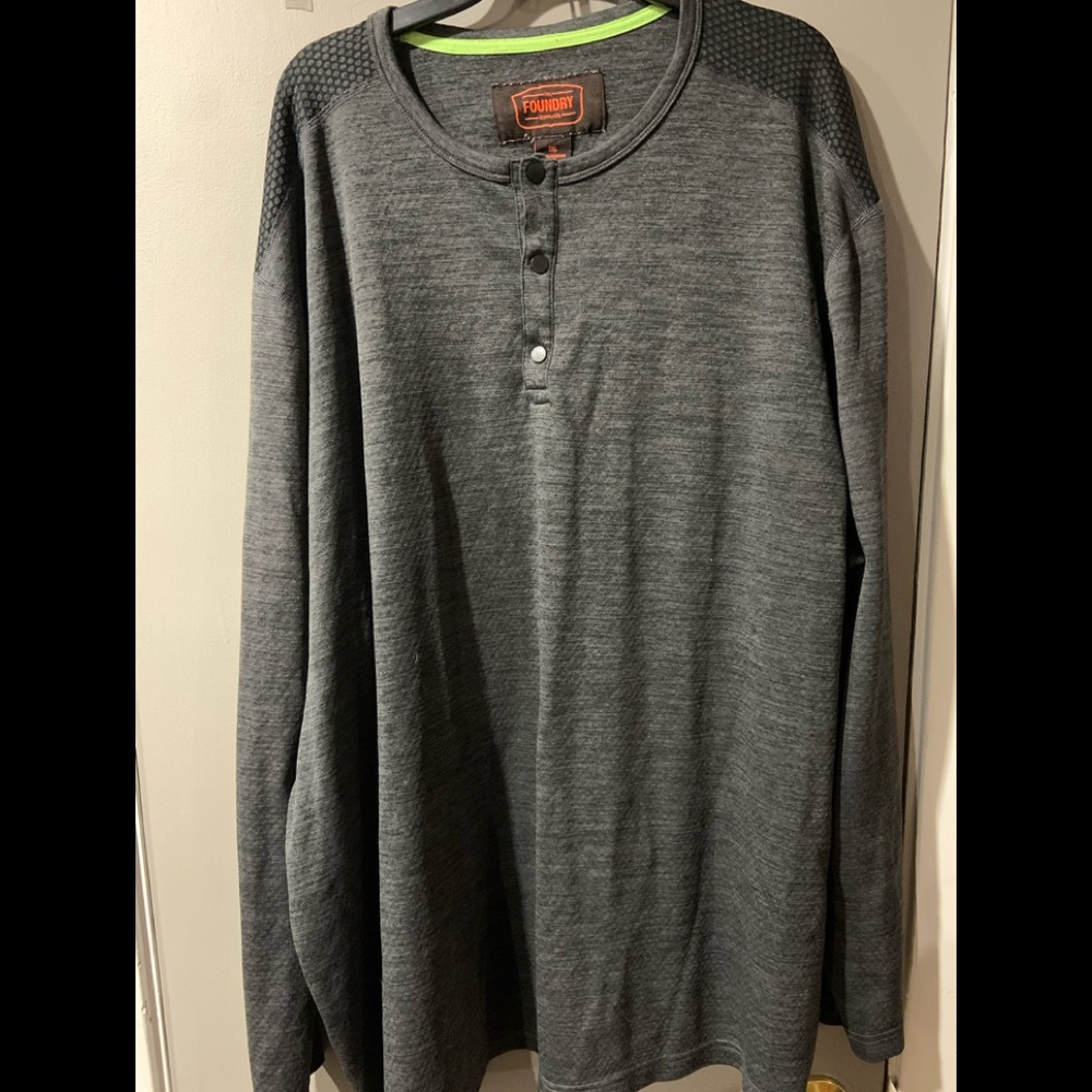 The Foundry supply co. athletic wear long sleeve shirt, grey, 3XL.